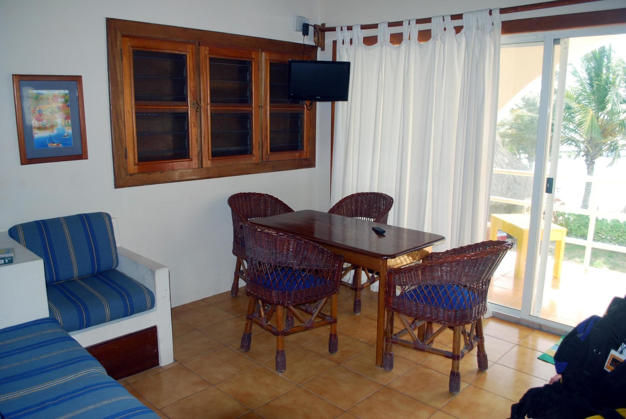 Caribbean Villas Hotel Сан Педро Екстериор снимка
